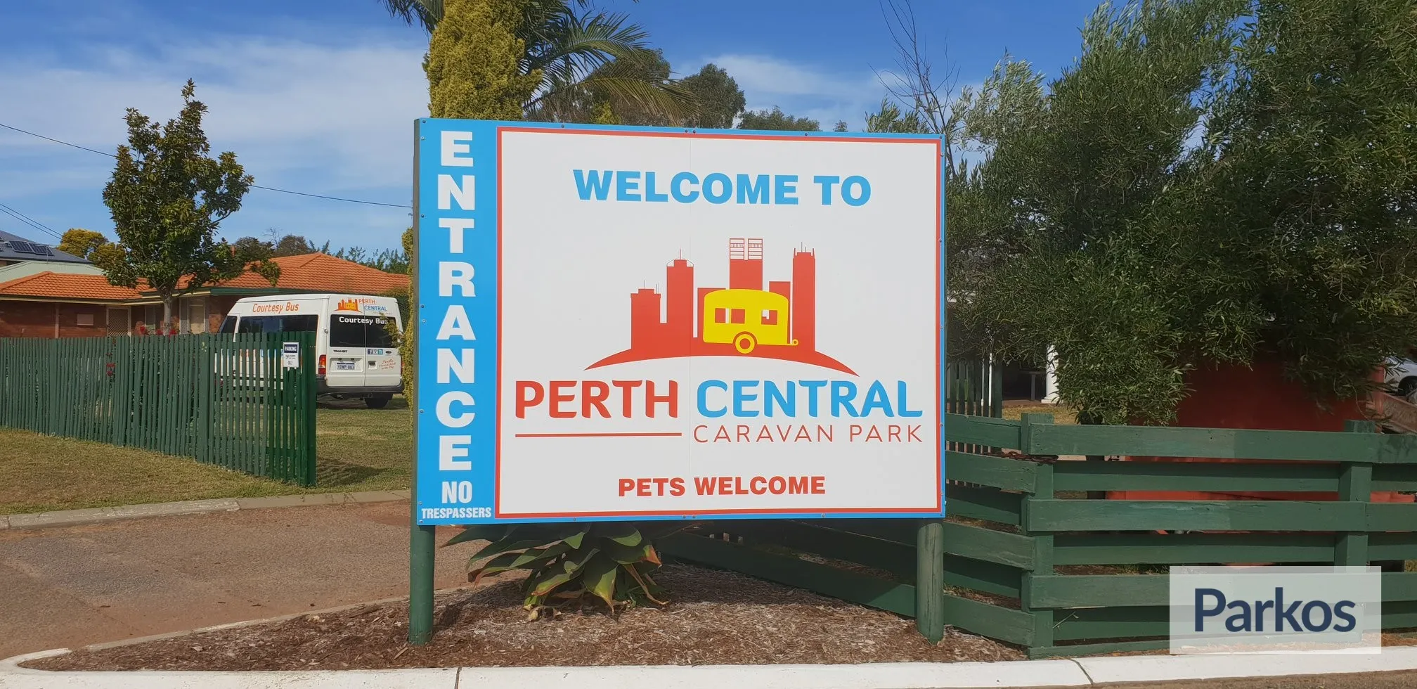 Perth Central Caravan Park - Perth Airport Parking - picture 1